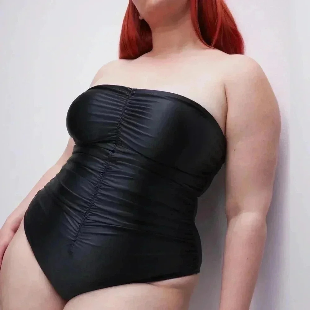 Good American Strapless Ruched One Piece Swimsuit